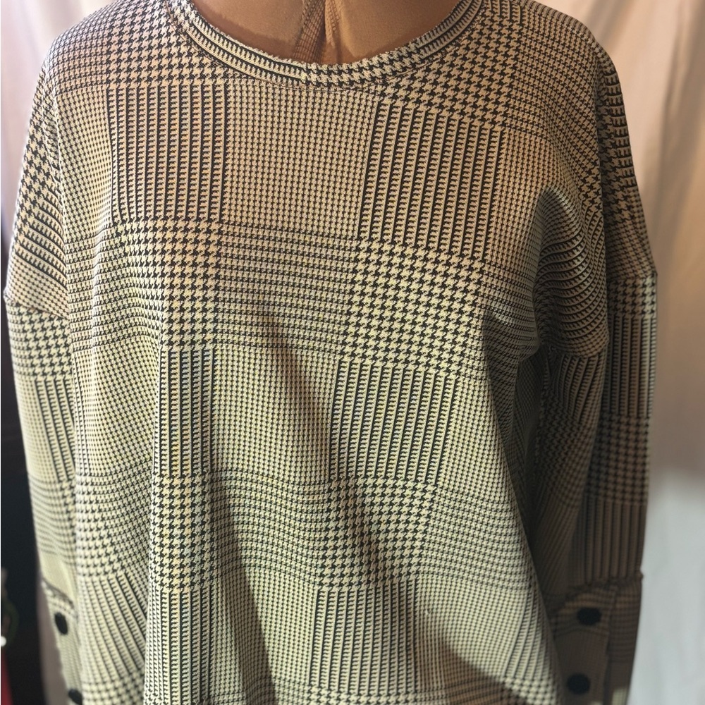 Zara Pullover Top